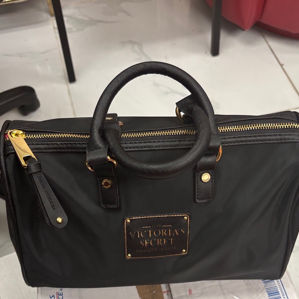 Victoria's Secret Black Toiletry Bag with Gold Accents -NWOT